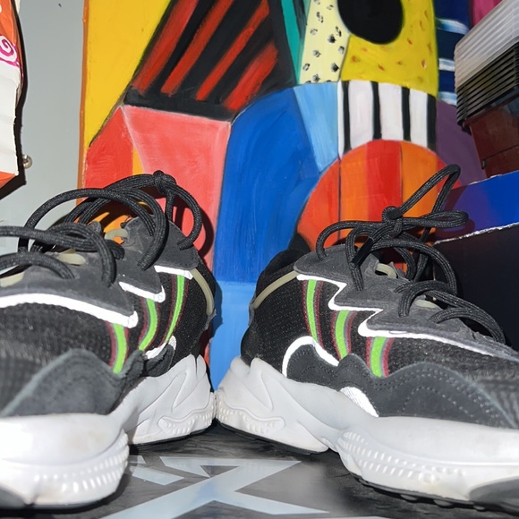 Adidas Ozweego - Picture 2 of 2